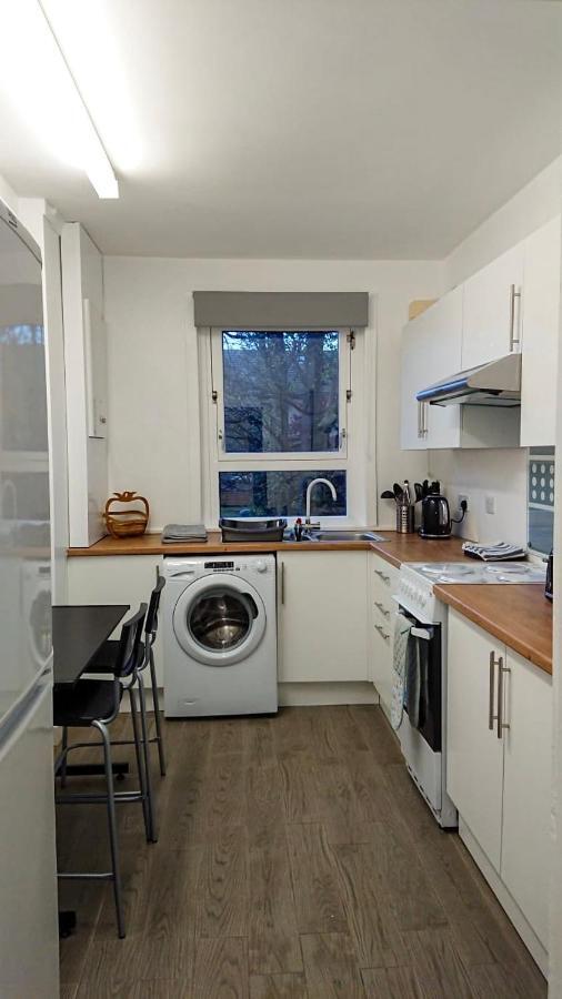 Carnock Road Apartment - Silverburn Shopping Centre Glasgow Extérieur photo