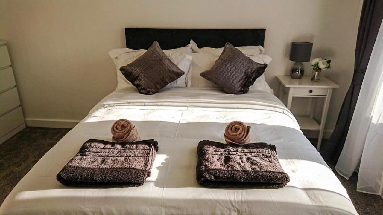 Carnock Road Apartment - Silverburn Shopping Centre Glasgow Extérieur photo