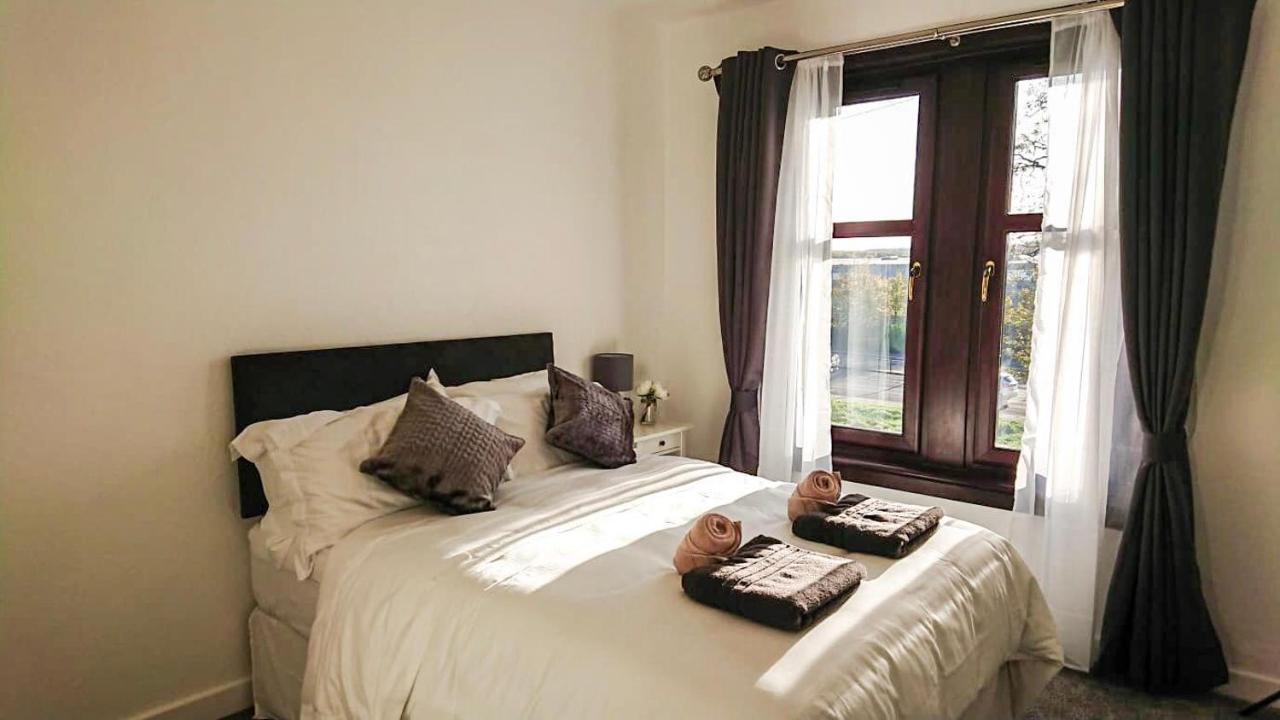 Carnock Road Apartment - Silverburn Shopping Centre Glasgow Extérieur photo