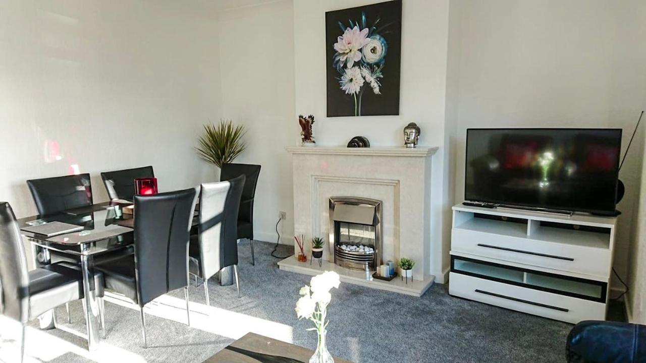 Carnock Road Apartment - Silverburn Shopping Centre Glasgow Extérieur photo